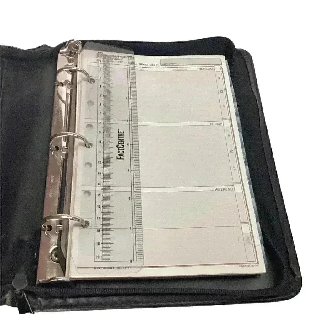 DAY RUNNER FACT CENTRE Case Panner Pages Business Card Organizer Binder Ring Zip